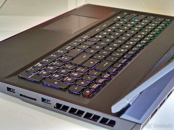 Herný notebook MSI RAIDER | RTX 3080 16GB | i9-11980 | 360Hz - 4