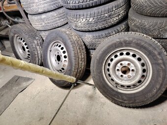235/65R16 C - 4