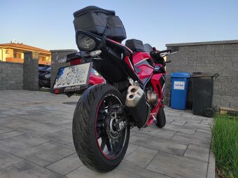 Honda CBR500R - 4