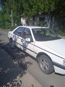 Peugeot 405 GLD . - 4