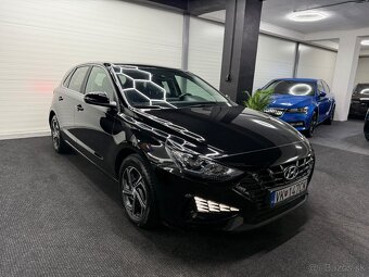 Hyundai i30 2022 1.5dpi atmosféra 81kw benzín FAMILY 1majitľ - 4
