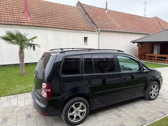 Volkswagen Touran 1.9 - 4