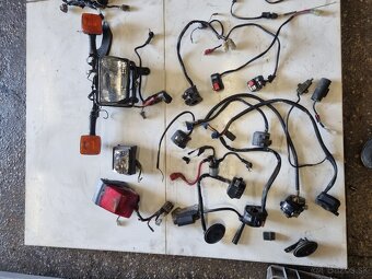 Yamaha xt tt  xtz 600 660 spínače prepínače svetlo - 4