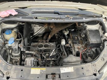 Rozpredam vw Caddy maxi 2013 1.6 bifuel CHGA - 4