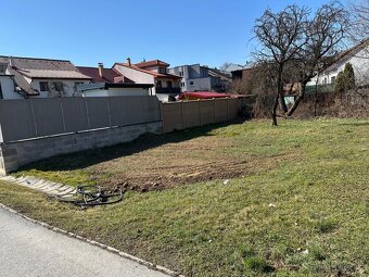 STAVEBNÝ POZEMOK V CENTRE MESTA - 4