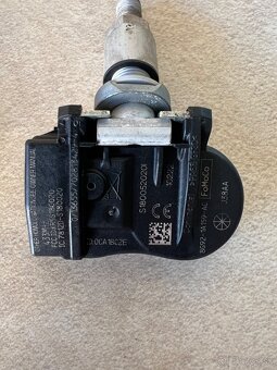 Snímače tlaku pneumatík Ford Mondeo MK4 - 4