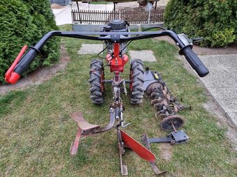 Predám malotraktor Vari s motorom Honda. - 4