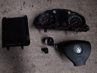 Diely interiéru VW Passat b6 - 4
