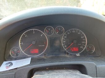 Audi A6 - 4
