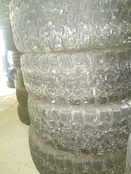 285/70R17 - 4