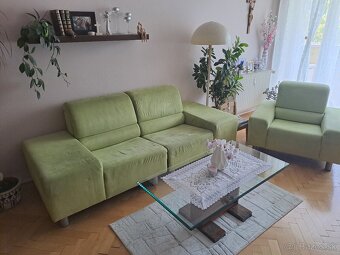 Suprava sedačka s kreslom a stolíkom - 4
