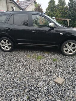 Predávam hyundai Santa Fe 2 ,2 dizel - 4