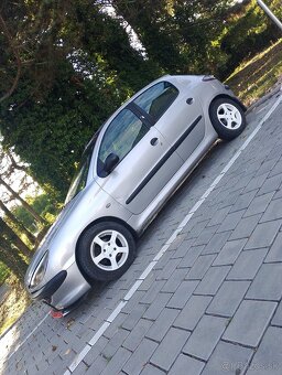 Peugeot 206 - 4