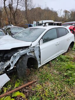 Renault Megane 4 - 4