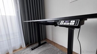 Herny stol Utradesk level v2 elektricky - 4