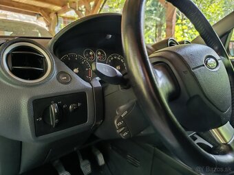 Ford Fiesta 2008 1.3 - 4