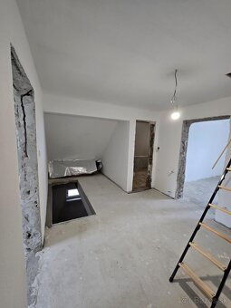 Kompletne zrekonštruovaný rodinný dom v Hr. Kľačanoch - 4