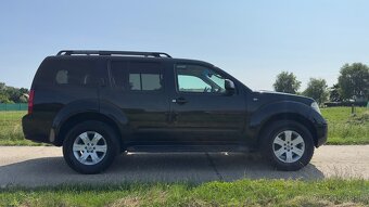 Nissan Pathfinder 2.5 dCI Automat 7-miestny - 4