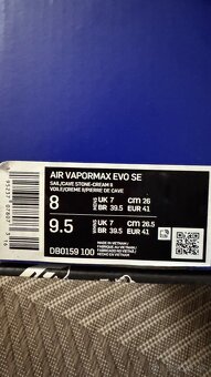 Nike AIR VAPORMAX EVO SE - 4