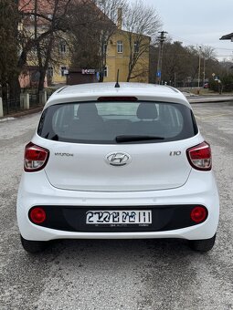Hyundai i10 - 4