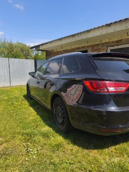 Predám HAVAROVANE auto seat leon - 4