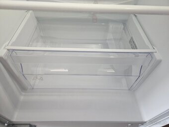 Predám vstavanú chladničku IKEA RAKALL - 4