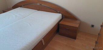 Manželská posteľ - 4