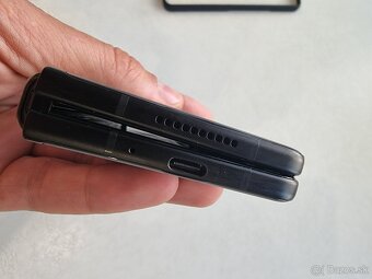 SAMSUNG GALAXY Z FOLD 3 - 4
