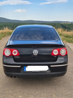 Volkswagen Passat b.6 1.9tdi - 4