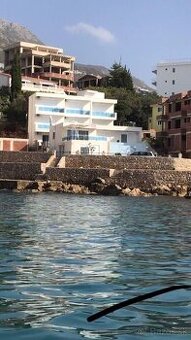 Apartmánový dom s bazénom priamo pri mori – Čierna Hora - 4