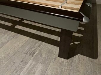 Manželská posteľ - 4