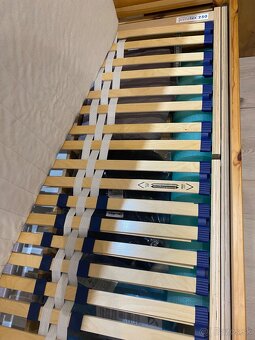 Posteľ s matracom 90x200 - 4