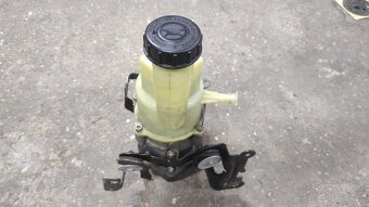 Proace Spacetourer Traveller Jumpy Vivaro - Servo čerpadlo - 4