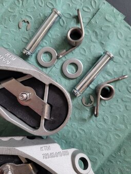 Stupačky KTM super adventure sada - 4