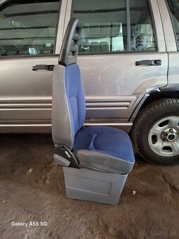 Iveco daily práva predna sedačka - 4