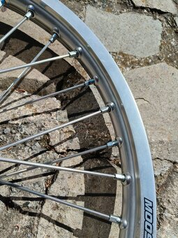 Kolesá yzf/fantic - 4
