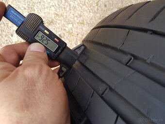 245/40 r19 letné pneumatiky 2k Pirelli DOT2022 - 4
