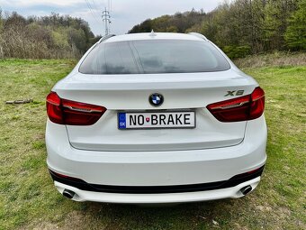 Predám BMW X6, MAX multimedia, r.v.2016 - 4