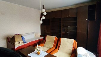 Rodinný dom v obci Sološnica na predaj - 4