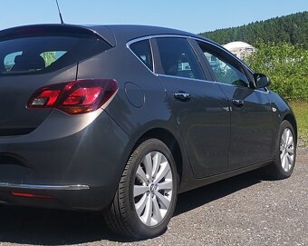 opel astra - 4