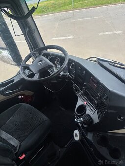 Mercedes ACTROS MP4 450 - 4