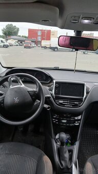 Peugeot 208 1.2 PureTech - 4