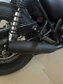 2019 Triumph T120 Black kupovaný na Slovensku - 4