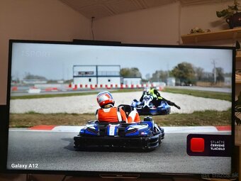 Predám 3D LED SMART PHILIPS 47PFK6549/12 Ambilight - 4