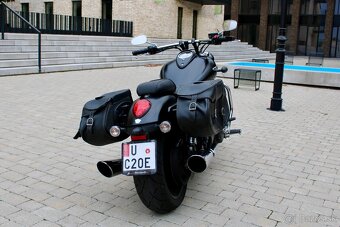 Triumph Thunderbird Storm 1700 (rezervovaná) - 4