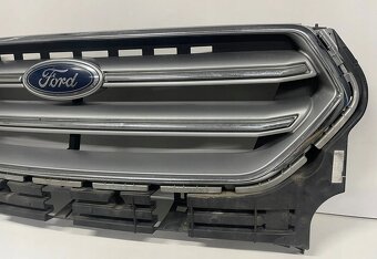 Ford Kuga mk2 lift 2017r predná maska - 4