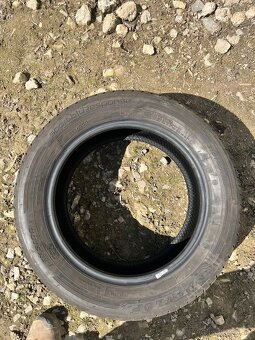 Dunlop 215/55r16 - 4