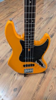 Basgitara Marcus Miller Sire V3p - 4
