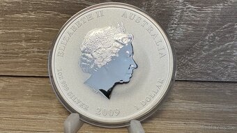 Lunárna séria II. 2009 byvol 1 oz farebná - 4