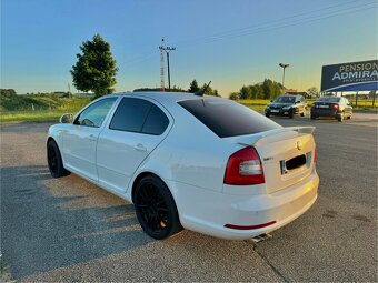 Škoda Octavia Rs 2.0TDI SEDAN 2011 manuál 224 000km - 4
